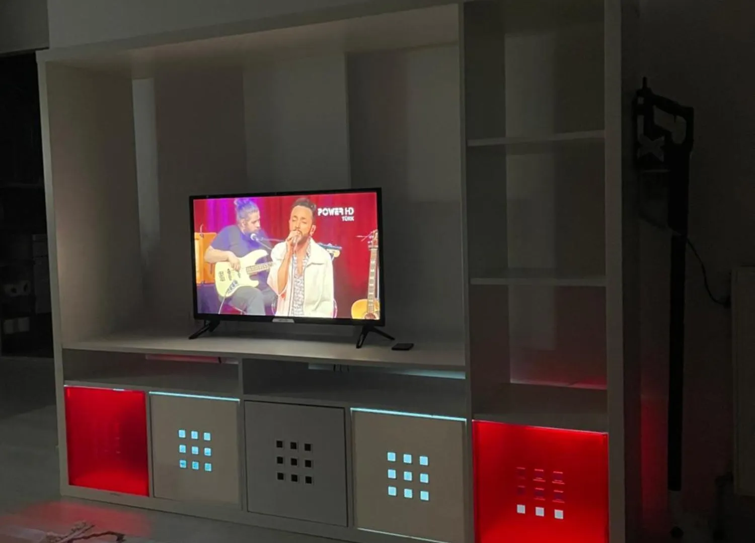 Pine Valley Home & Levent Metro Istanbul Apartment